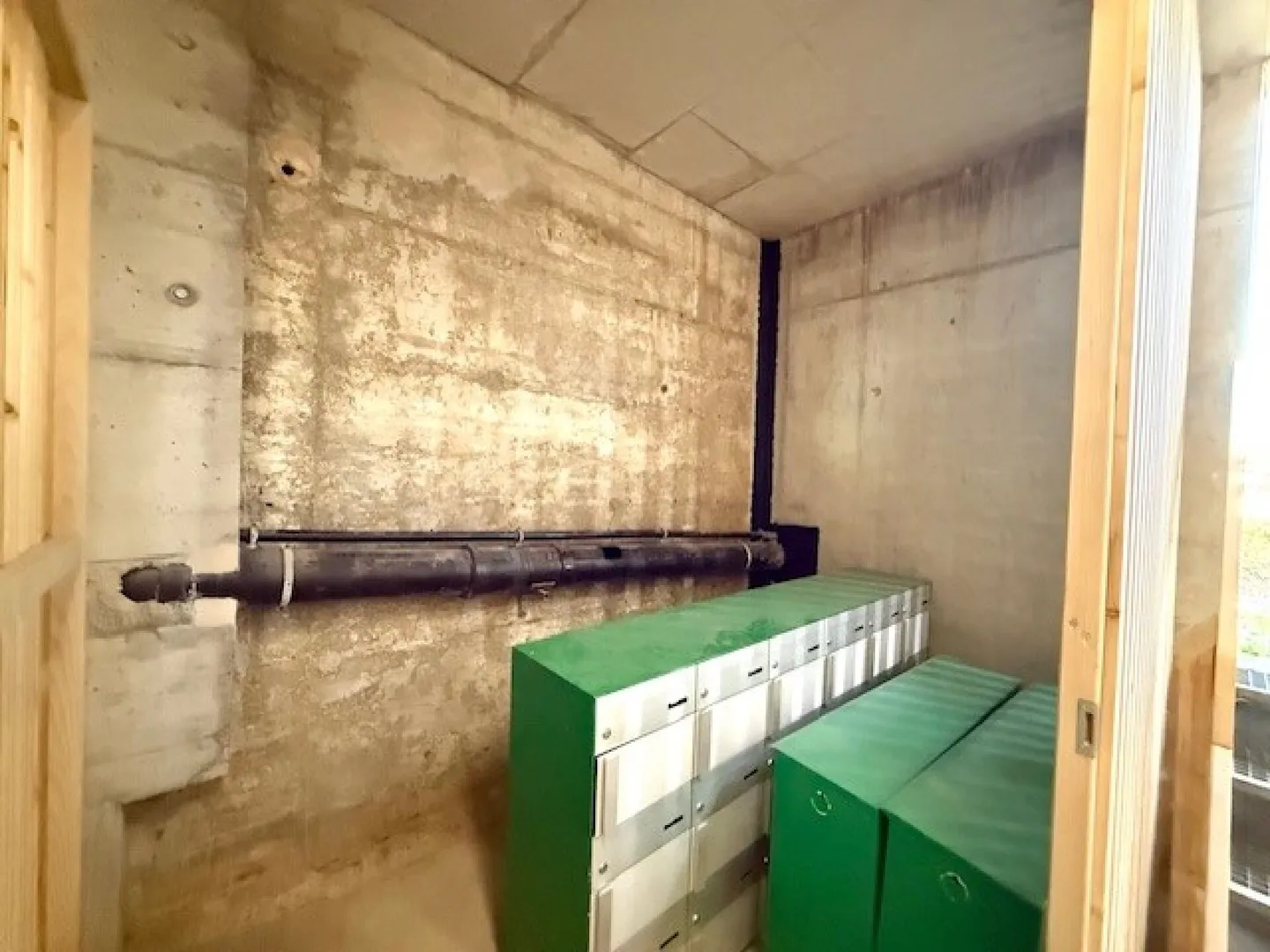 Grosszügiger Keller-/Lager-/Hobbyraum - Foto 2 von 3