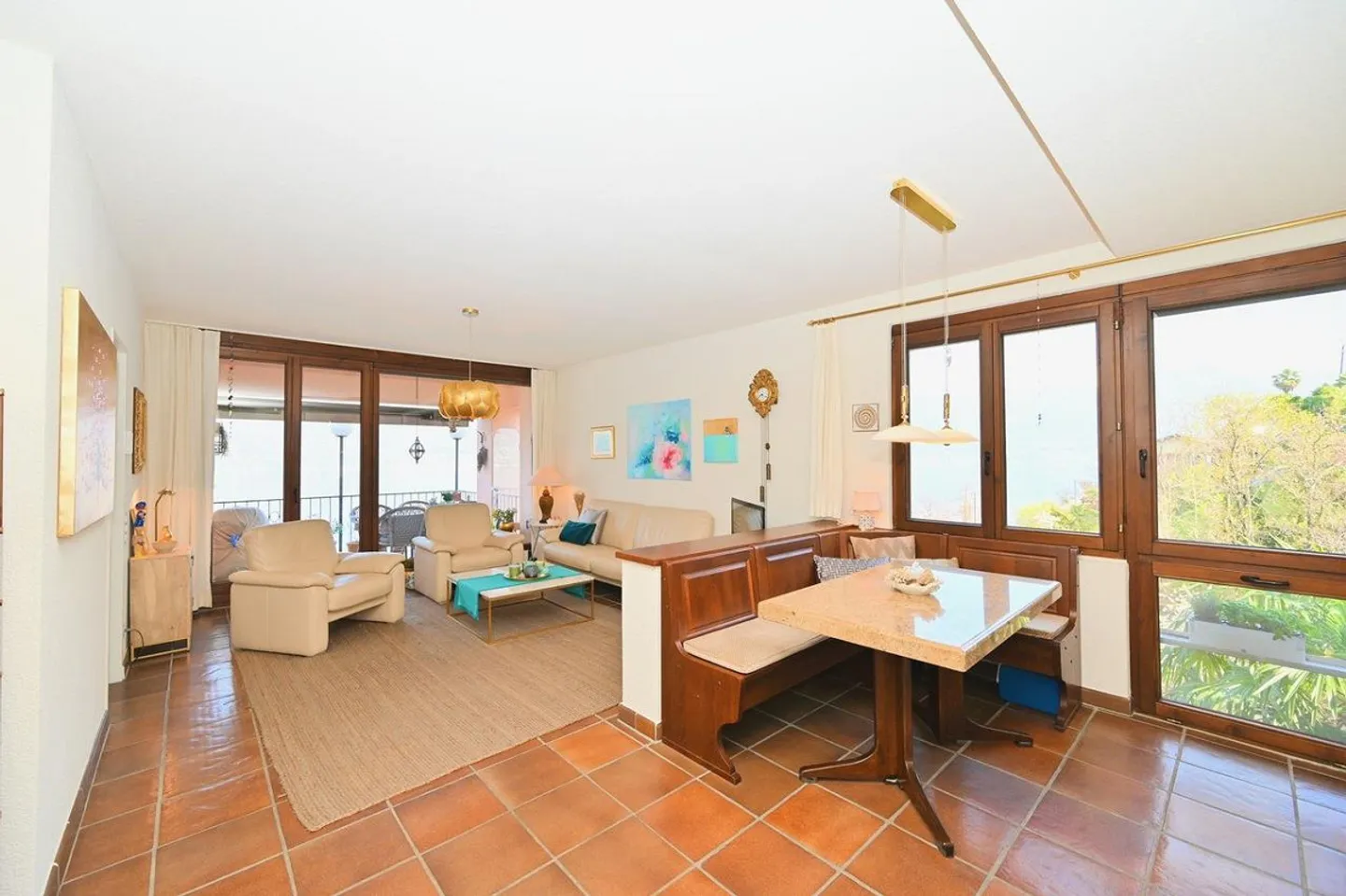 Appartement méditerranéen avec vue sur le lac et piscine extérieure - Photo 6 sur 15