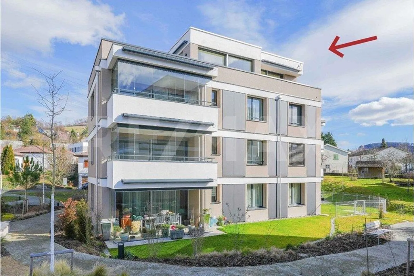 Modernes Attikawohnung in Frick - Foto 1 von 9