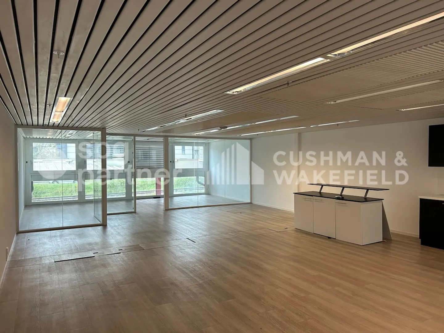 Büros und Werkstätten Plug&amp;Play in einer strategischen Zone - Foto 2 von 4