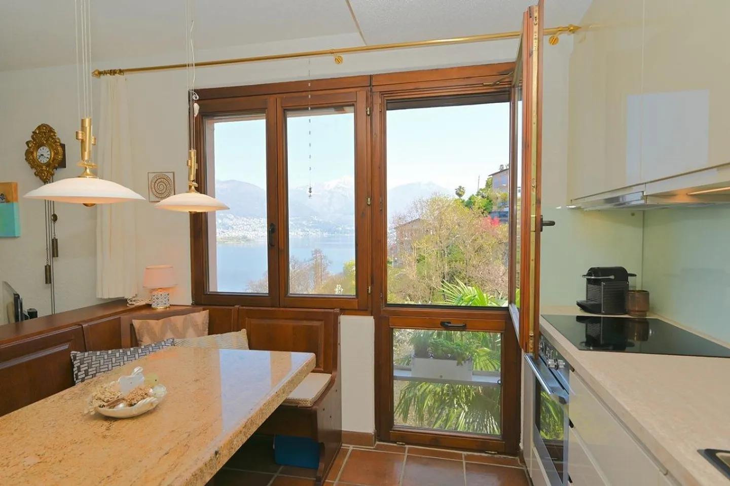 Appartement méditerranéen avec vue sur le lac et piscine extérieure - Photo 9 sur 15