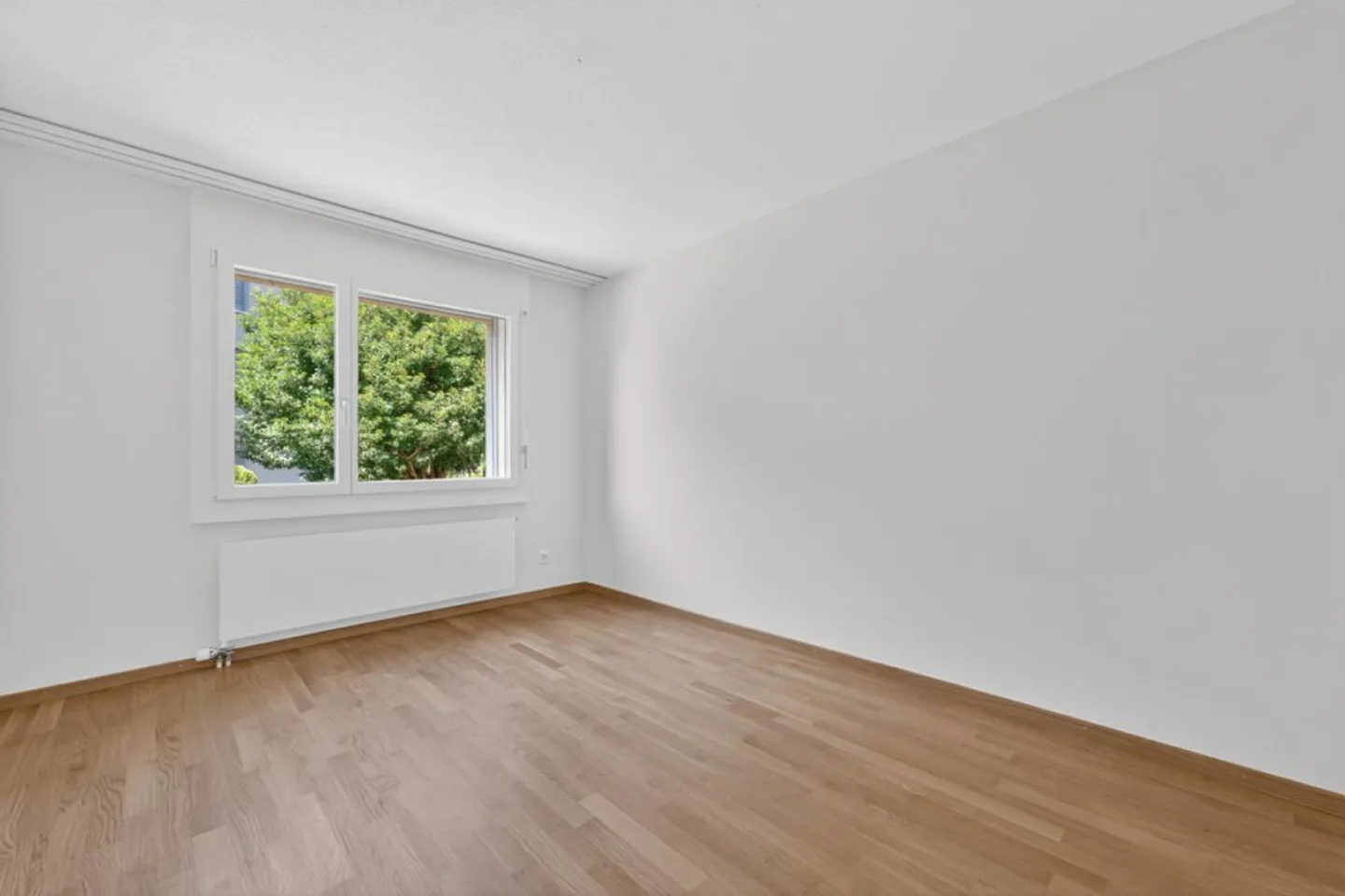 Central Garden Apartment in Emmenbrücke - Photo 9 of 12