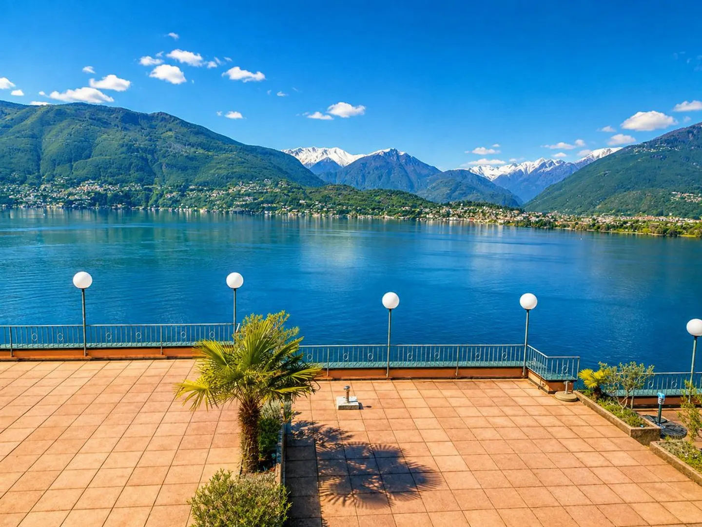 Appartement méditerranéen avec vue sur le lac et piscine extérieure - Photo 14 sur 15