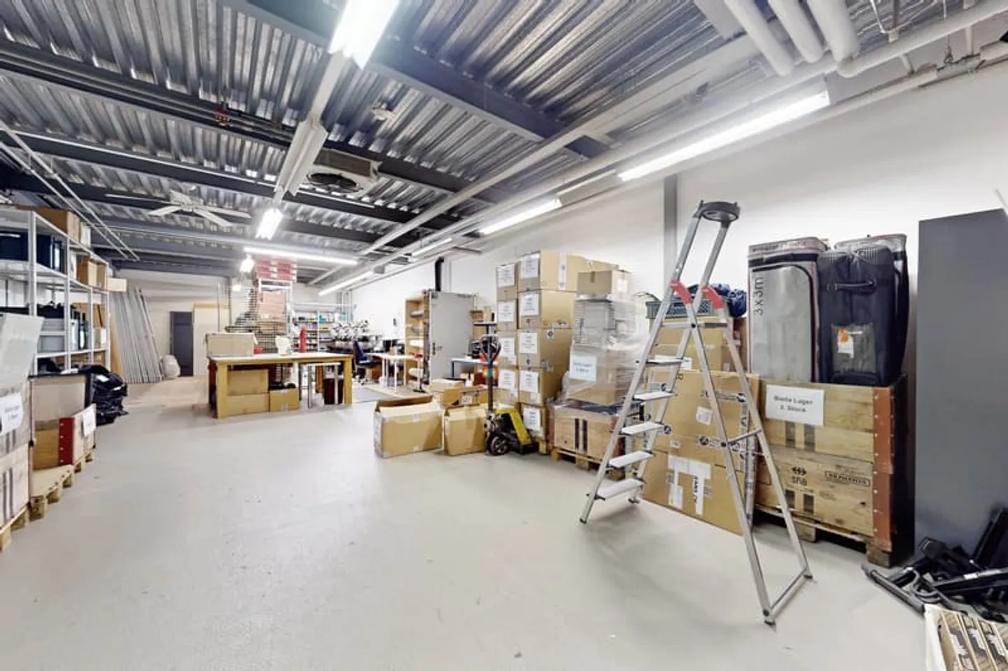 Spazio ufficio in affitto - Foto 1 di 5