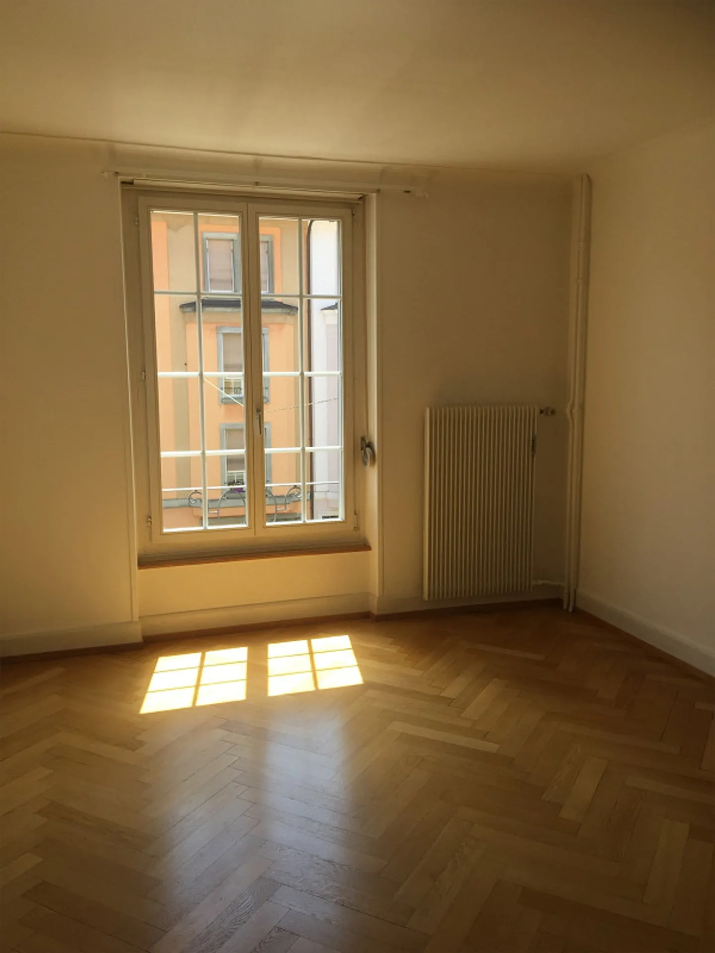 Looking for immediate subtenant for 3-room apartment in Gundeli - Photo 1 of 14