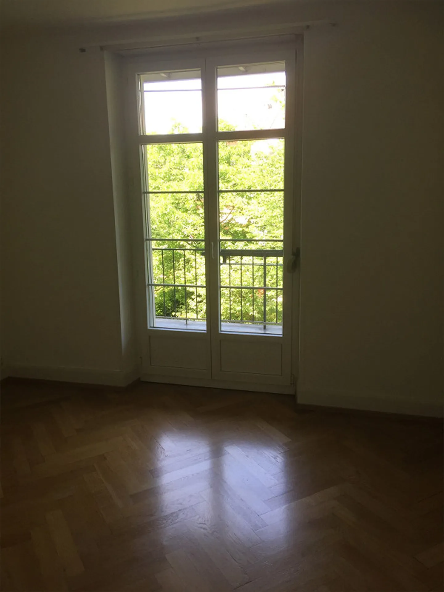 Looking for immediate subtenant for 3-room apartment in Gundeli - Photo 5 of 14
