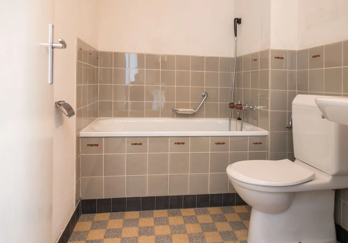 Vie confortable et agréable - Photo 8 sur 9