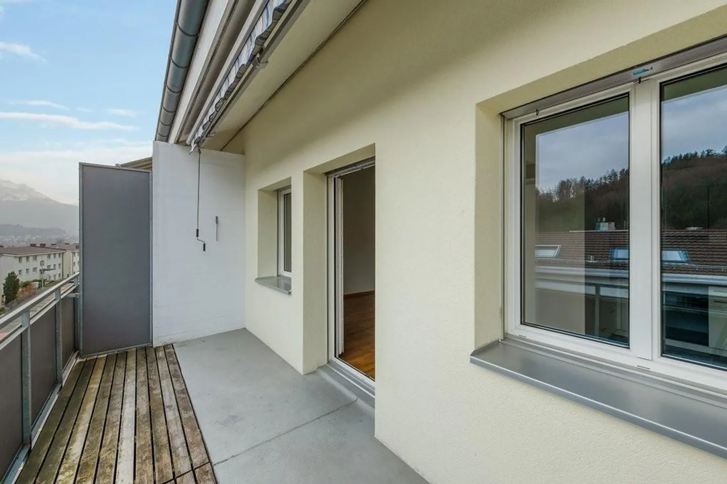 Appartement duplex moderne avec vue - Photo 11 sur 12