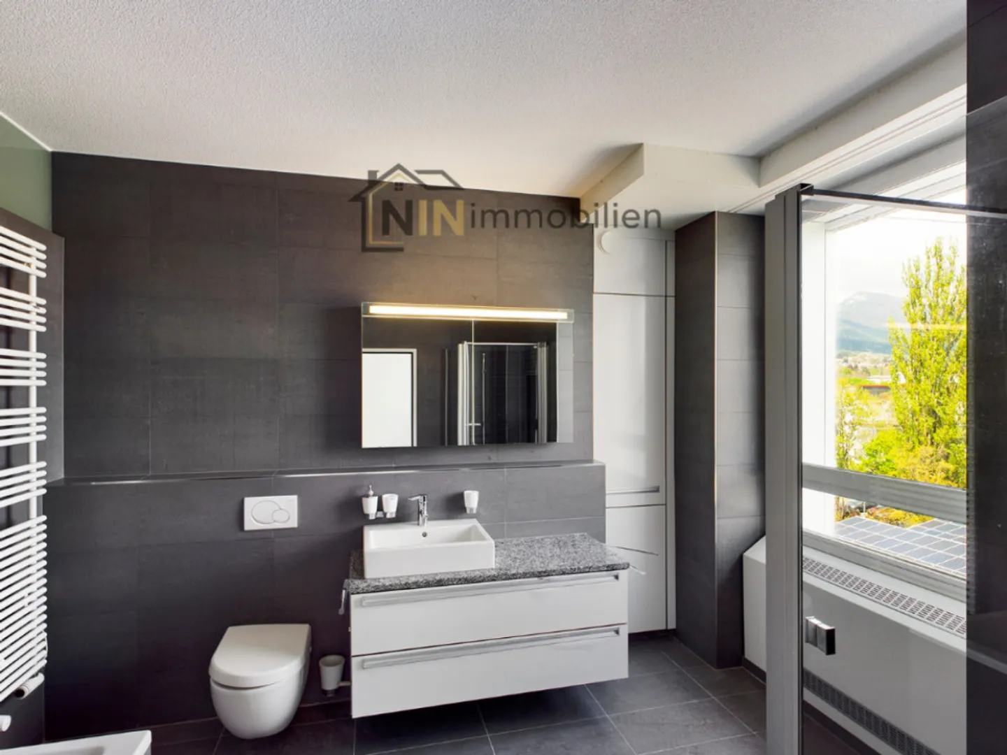 LOFTÄHNLICH MIT LIFT UND AUSSICHT - Foto 7 von 10