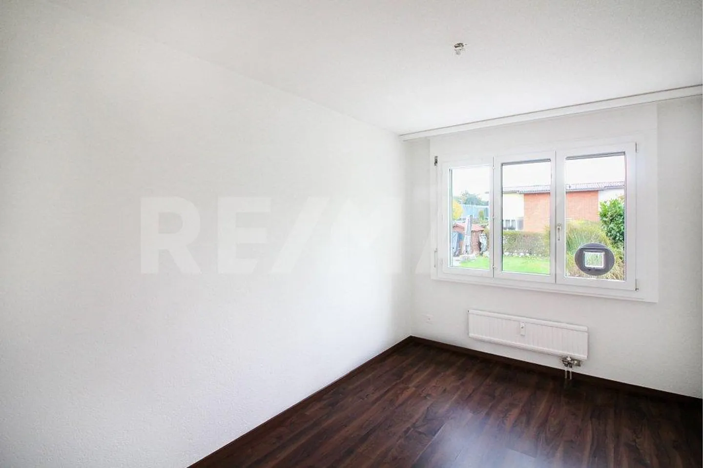 4.5-room apartment with winter garden and communal lawn - Photo 10 of 13