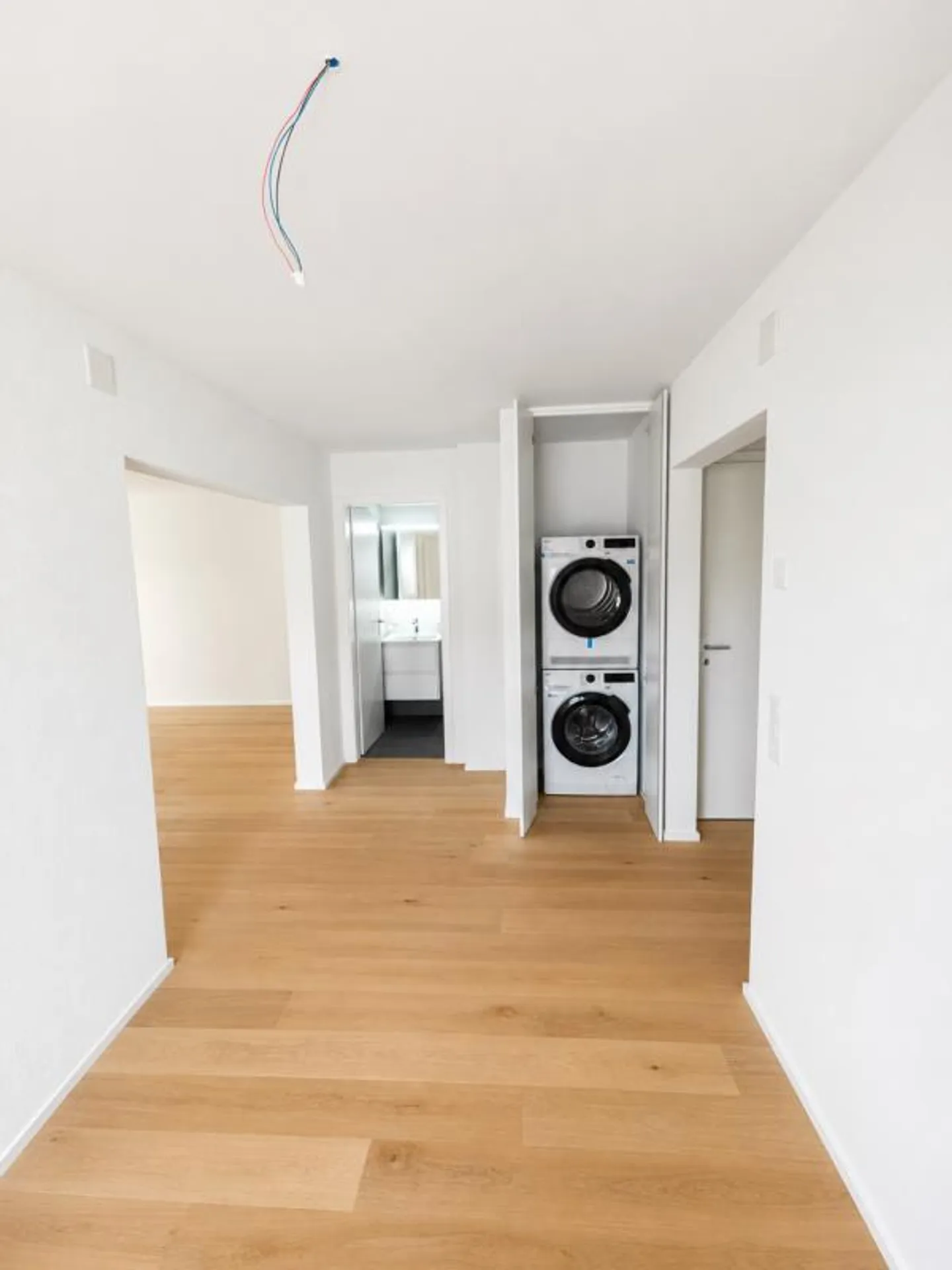 Modernes Apartment in Oberengstringen - Foto 5 von 12