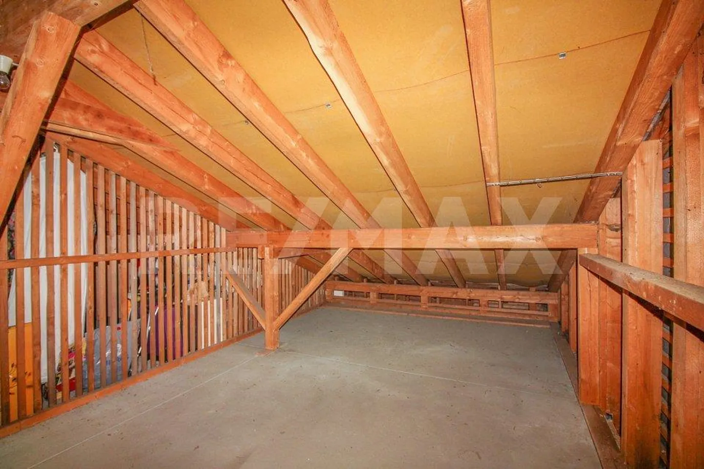 4.5-room apartment with winter garden and communal lawn - Photo 13 of 13