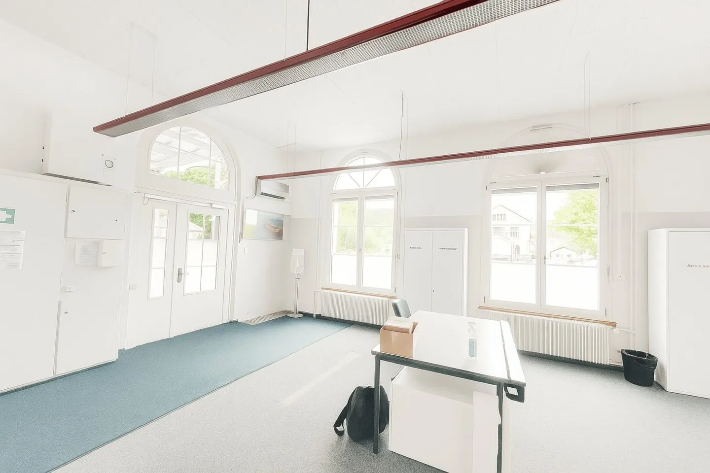 Attractive Retail Space at Wald ZH Train Station - Photo 3 of 3