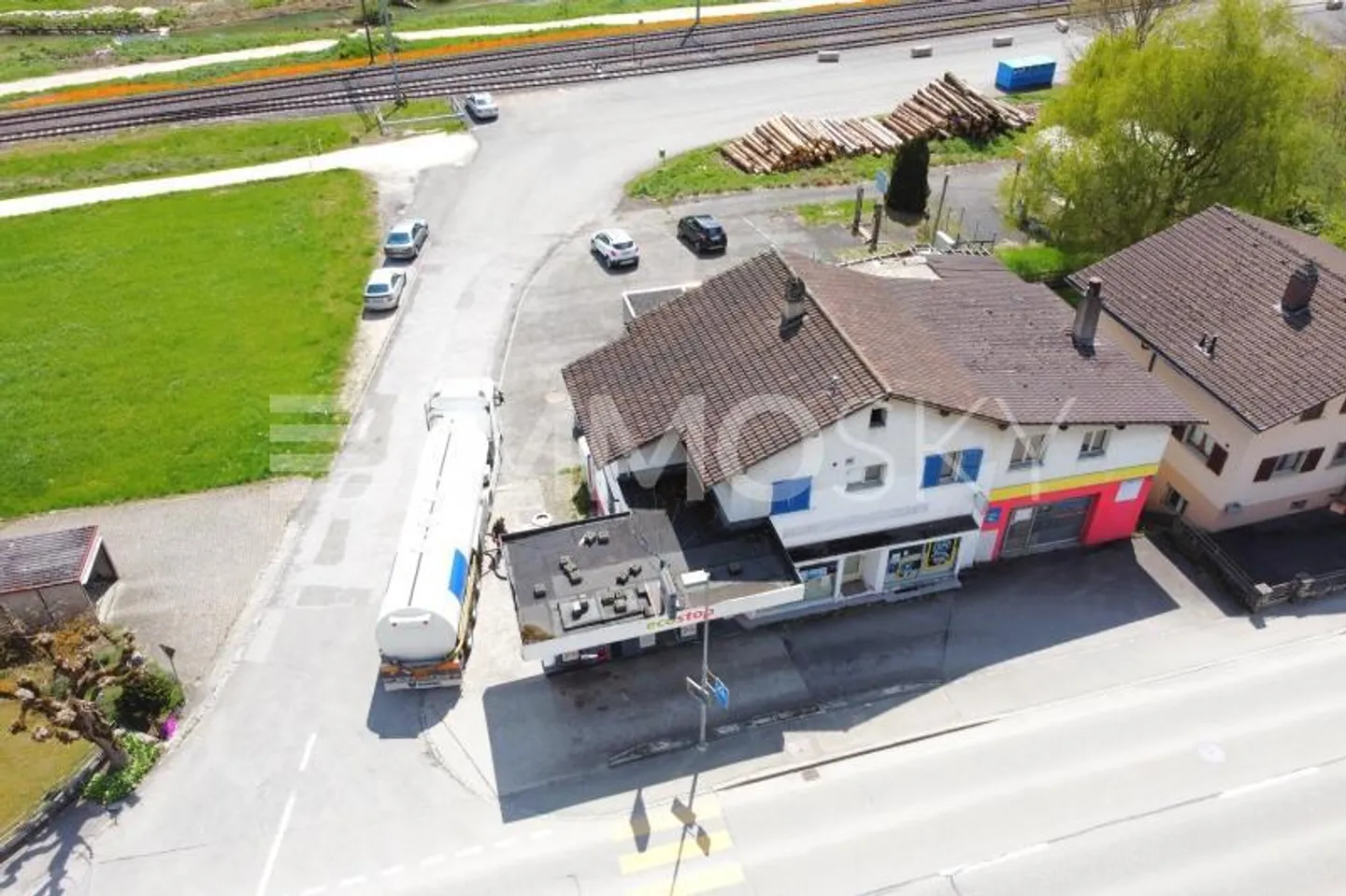 Terreno attraente nel cuore di Court - Foto 3 di 5