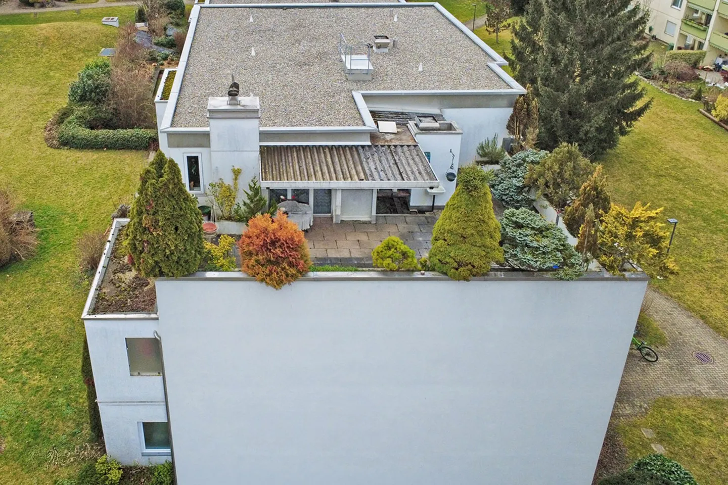 Appartamento Attico 4,5 locali in posizione tranquilla con vista lontana - Foto 1 di 10