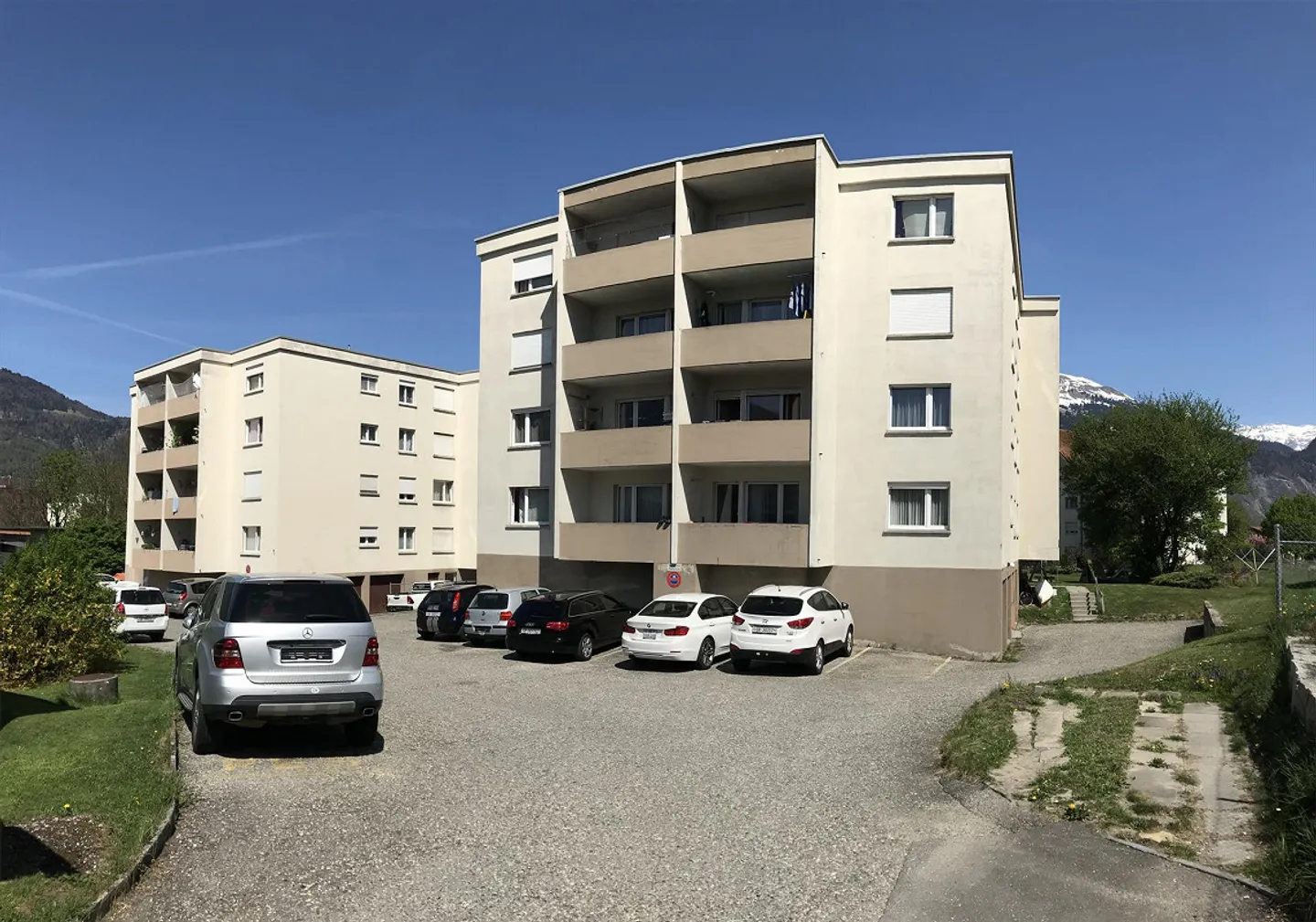 Modernes Apartment mit grossem Balkon - Foto 1 von 6