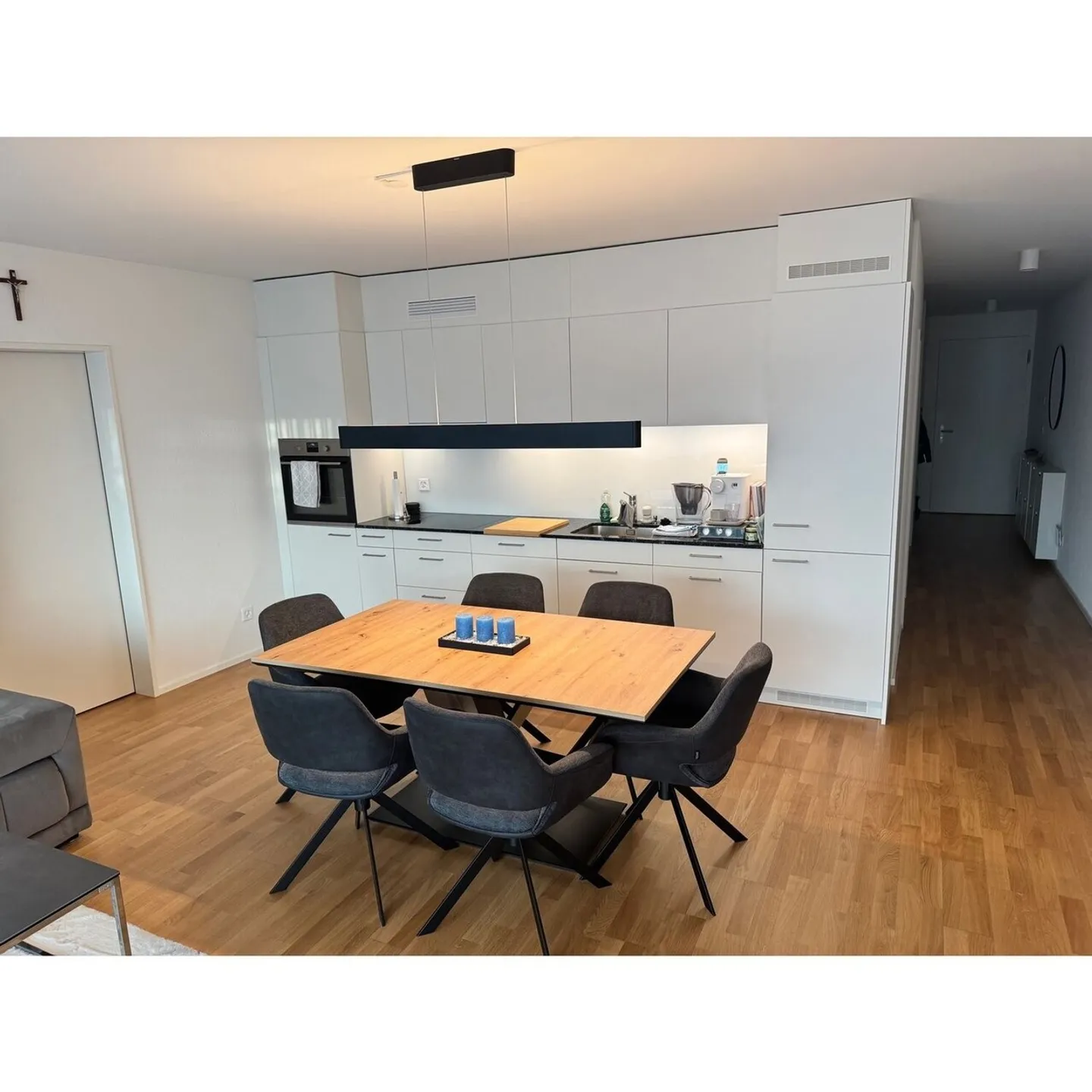 Modern Apartment in Biberist - Photo 4 of 9