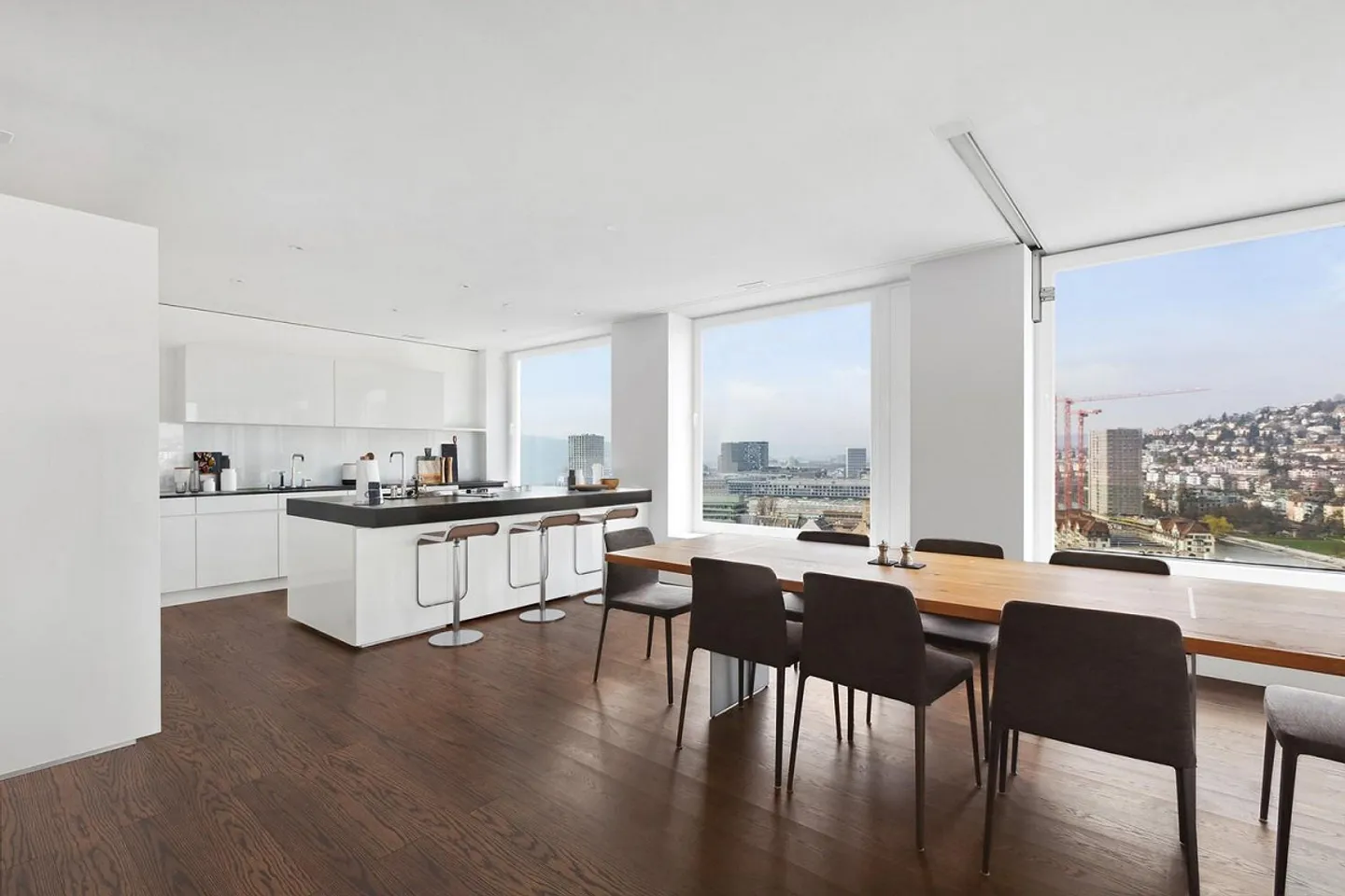 Living at the highest level - Photo 3 of 6