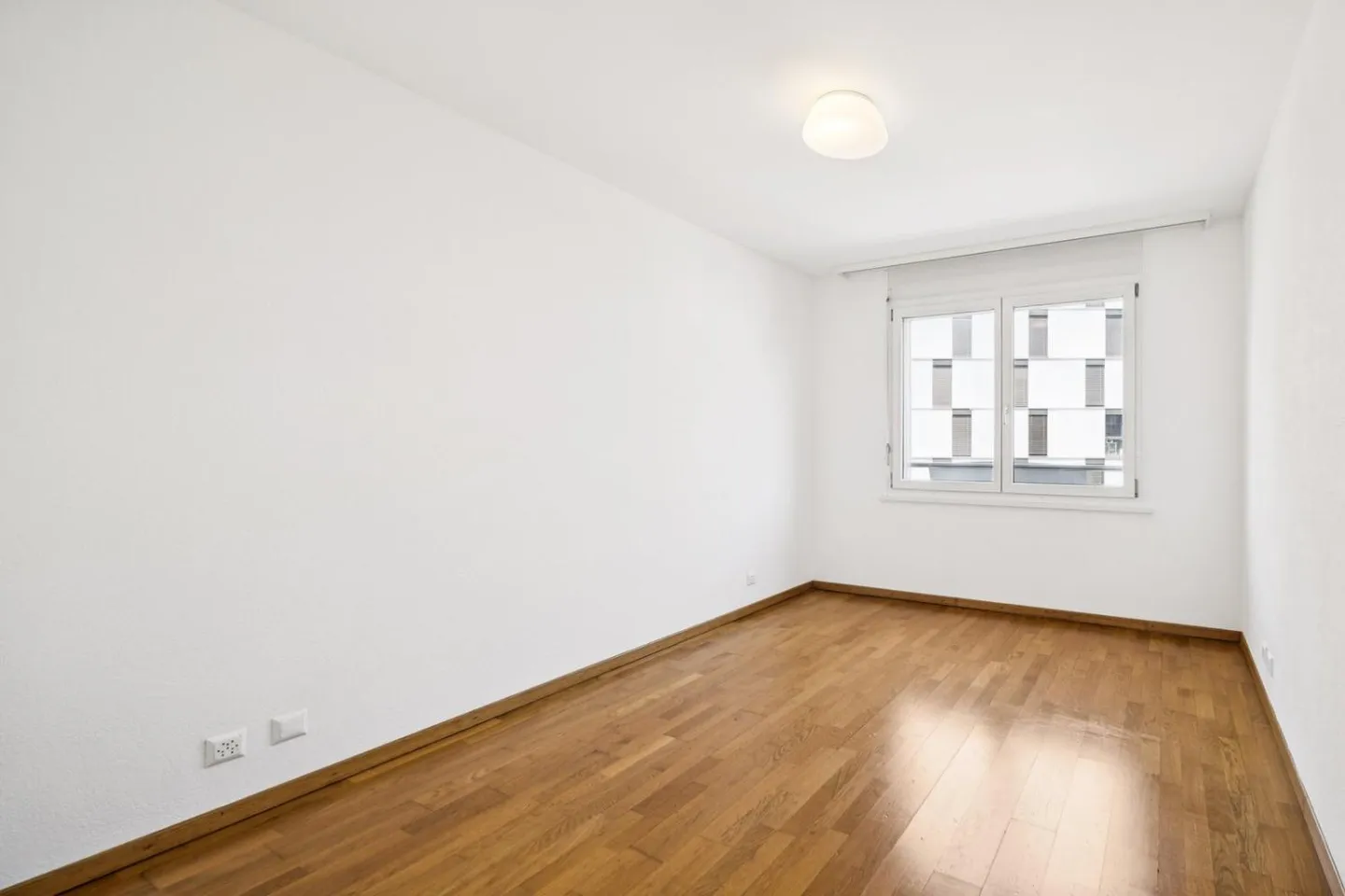 Urban Family Apartment! Public transport at the foot of the building - Photo 5 of 11