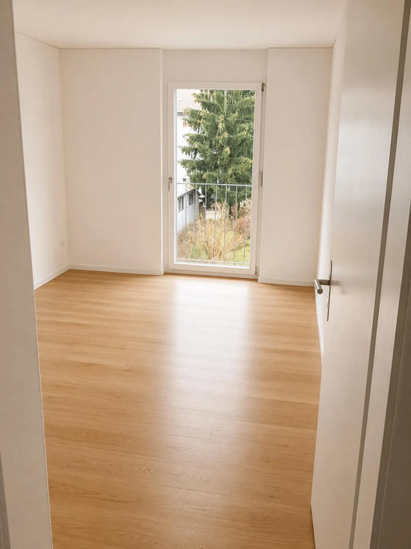 Moderne Familienwohnung mit Balkon - Foto 7 von 14