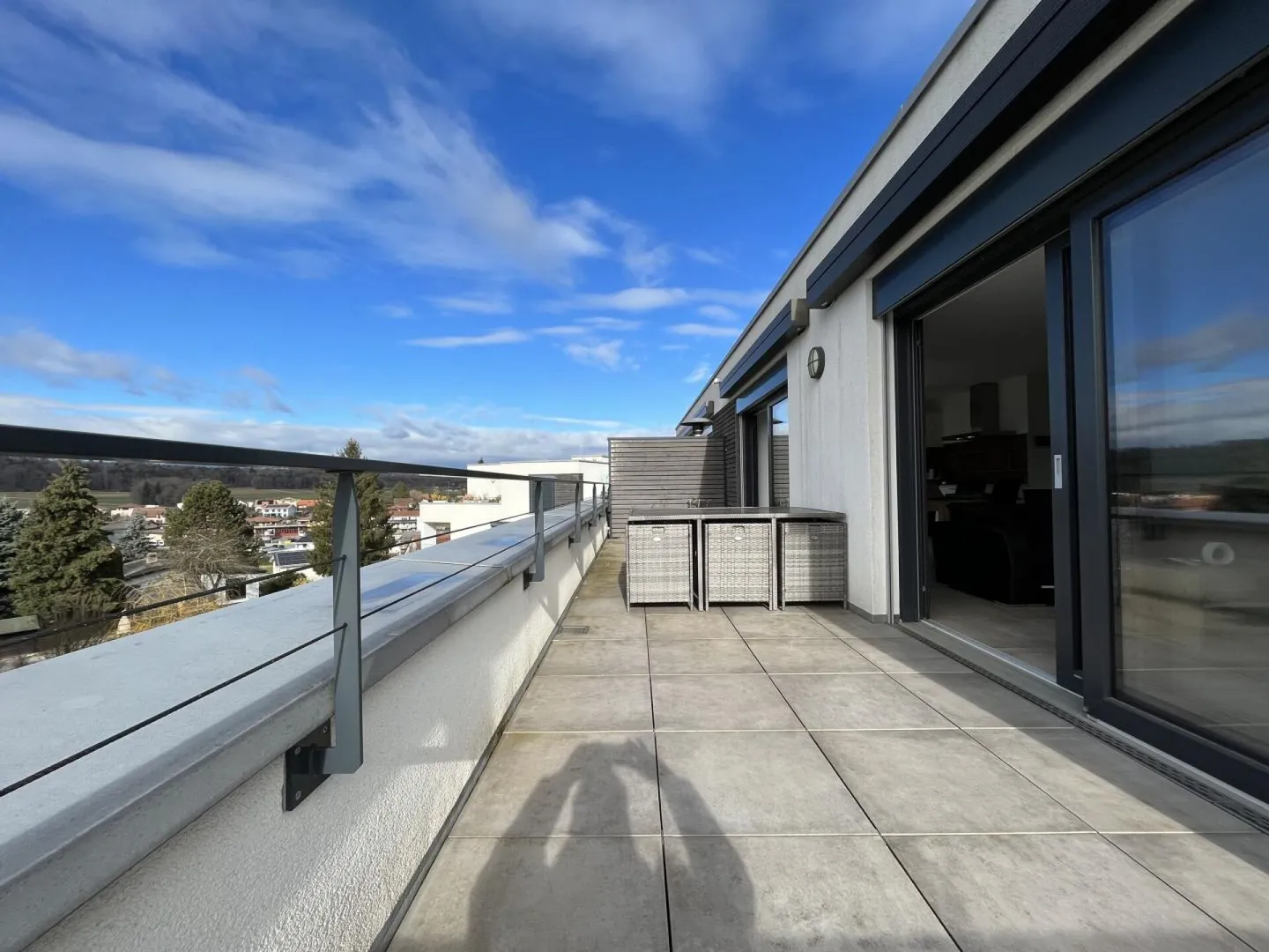 Stunning Penthouse with Terrace - Photo 4 of 17