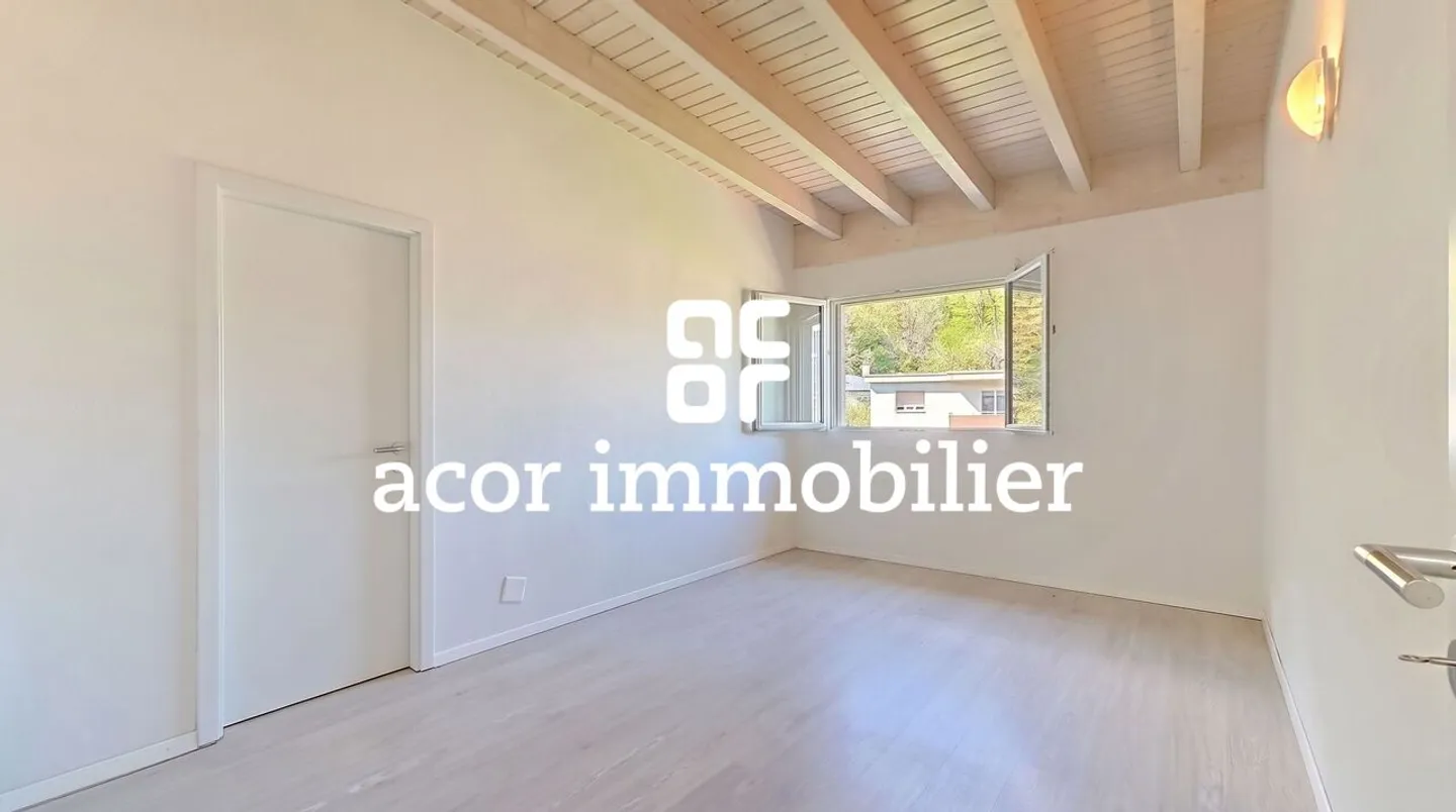 Charmant Appartement Attique - Photo 5 sur 6