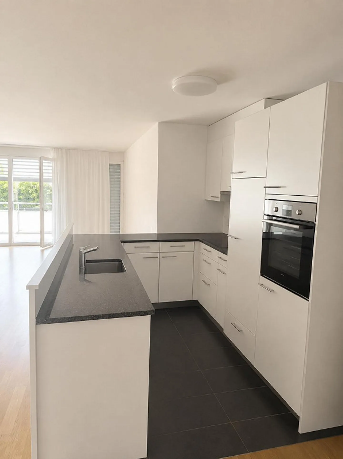 Appartamento 4.5 locali a Ostermundigen - Foto 1 di 12
