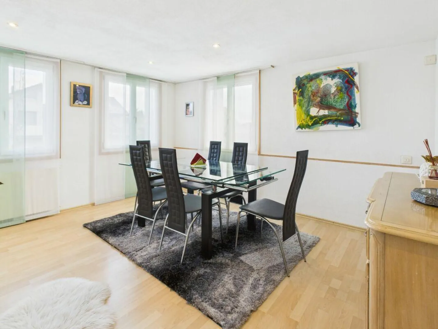 Spacious Living with Panoramic Winter Garden - Photo 9 of 10