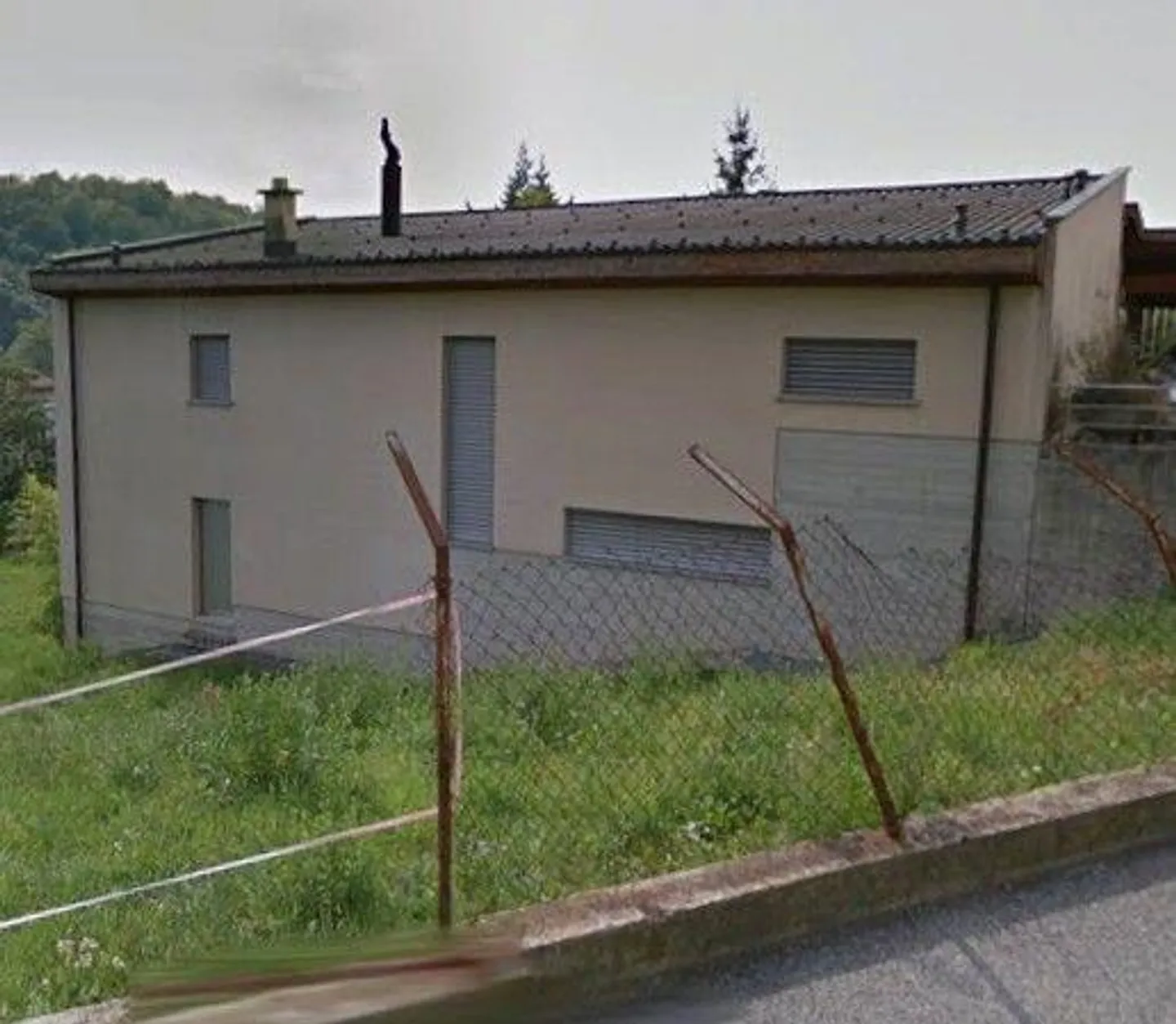 Familienhaus mit Garten in Arzo - Foto 1 von 13