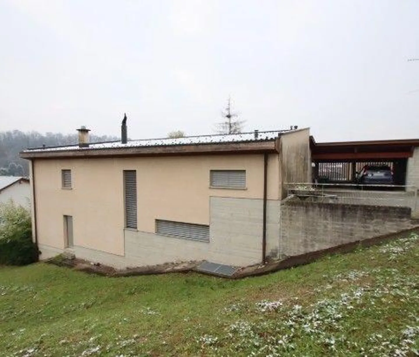 Familienhaus mit Garten in Arzo - Foto 2 von 13