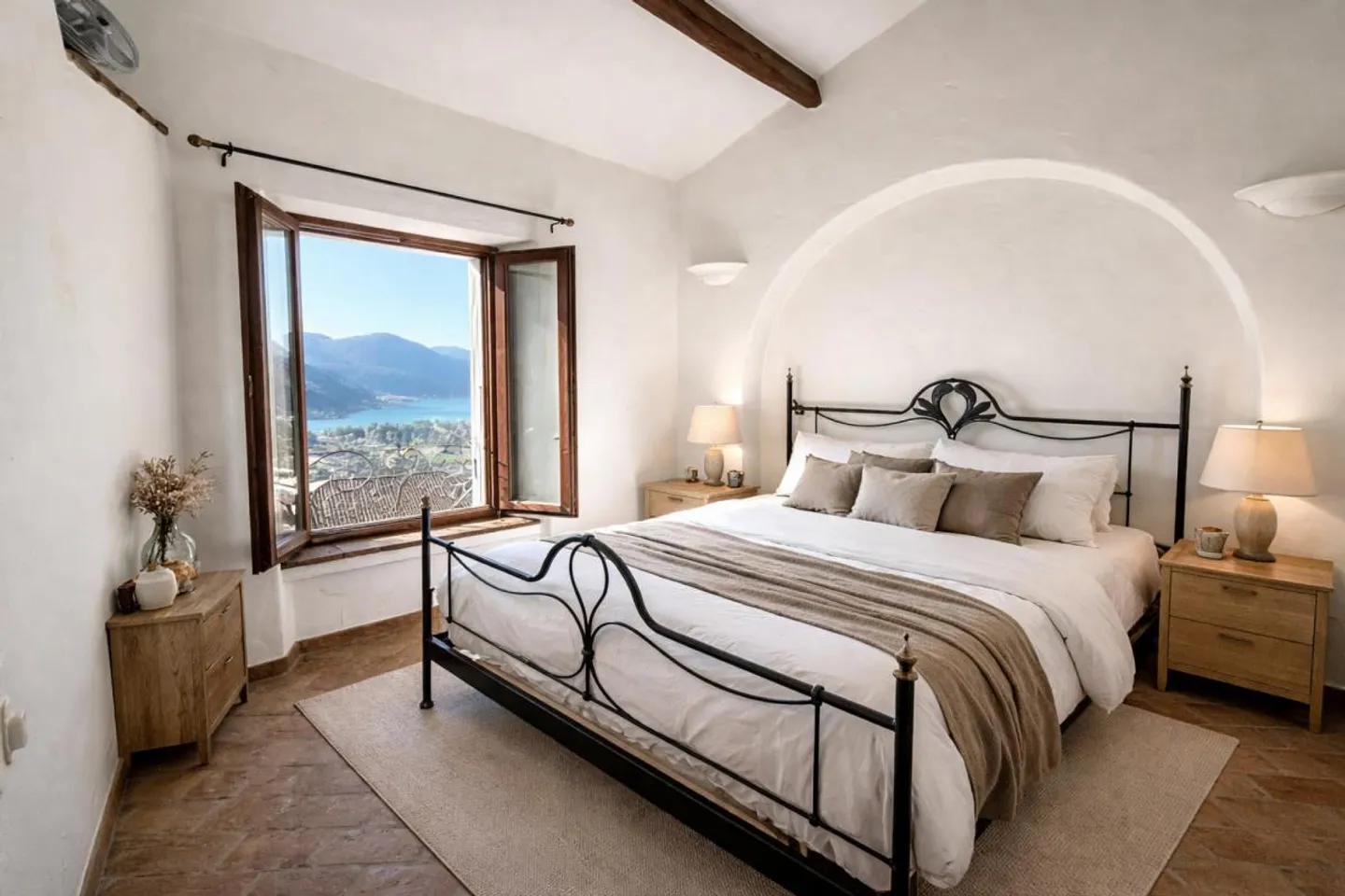 Charmantes Haus mit atemberaubendem Seeblick - Foto 2 von 7