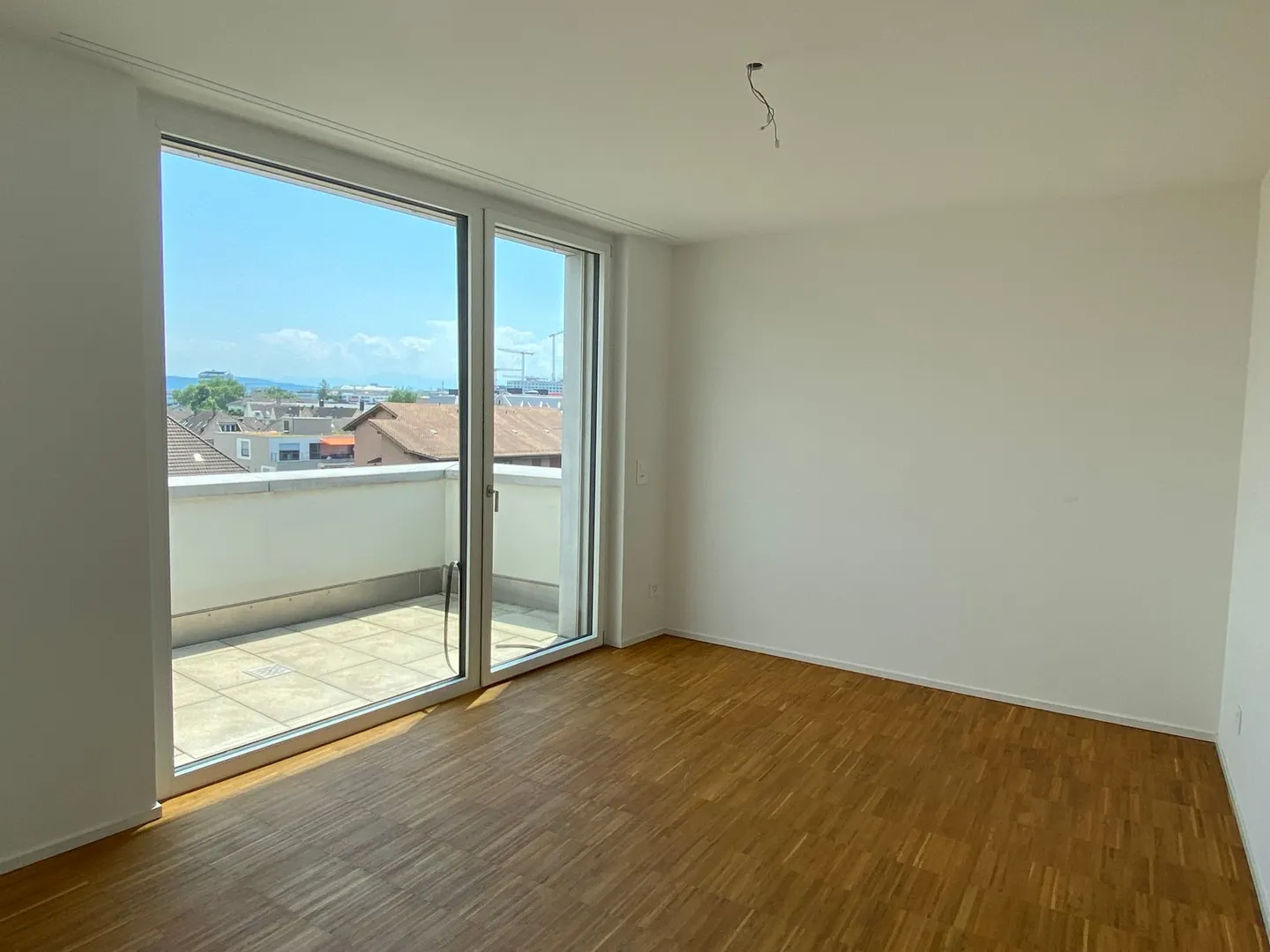 Exklusive Attika-Wohnung mit Weitsicht über Altstetten - Foto 5 von 13