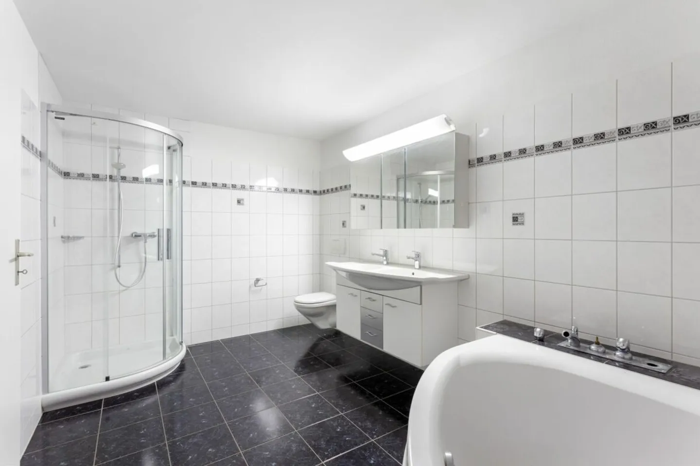 Soleggiato, tranquillo, conveniente - Appartamento 3½ locali con posto auto in garage sotterraneo! - Foto 5 di 9