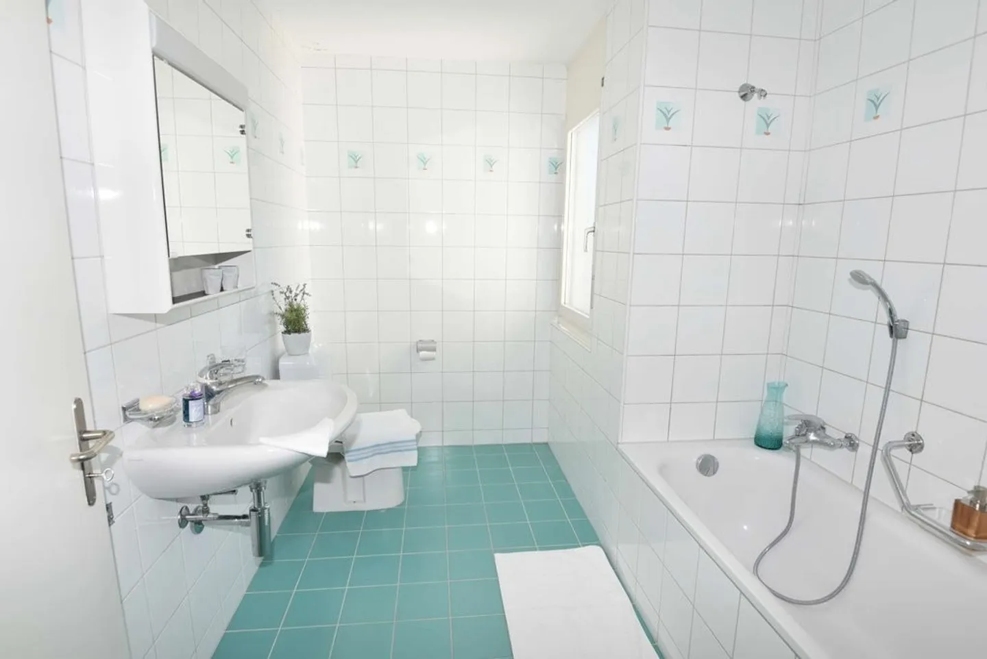 Appartamento in affitto in un quartiere tranquillo e vicino alle scuole! - Foto 6 di 7