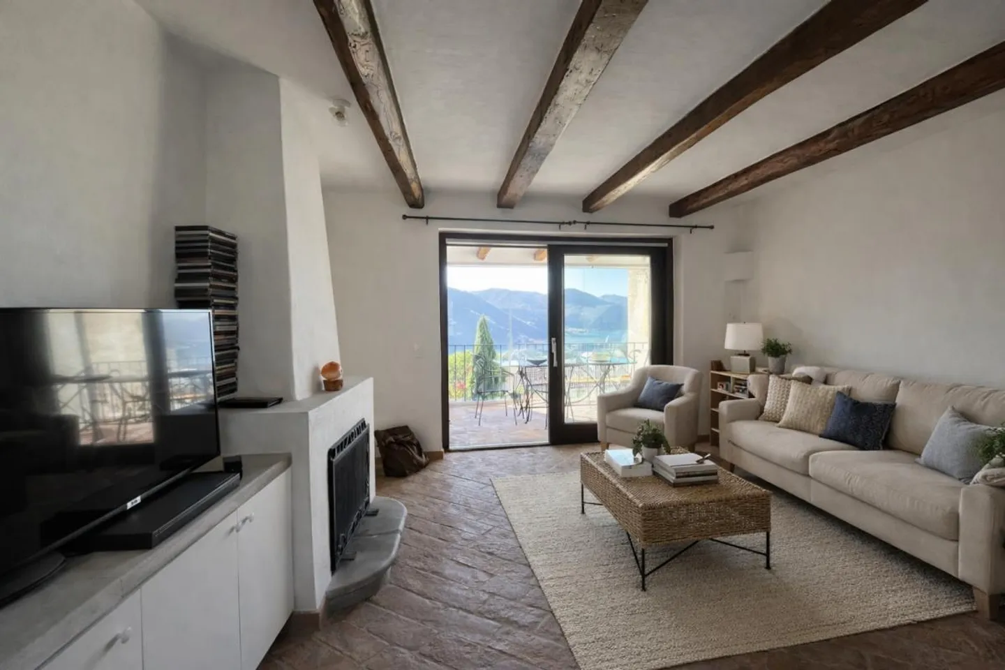 Charmantes Haus mit atemberaubendem Seeblick - Foto 5 von 7