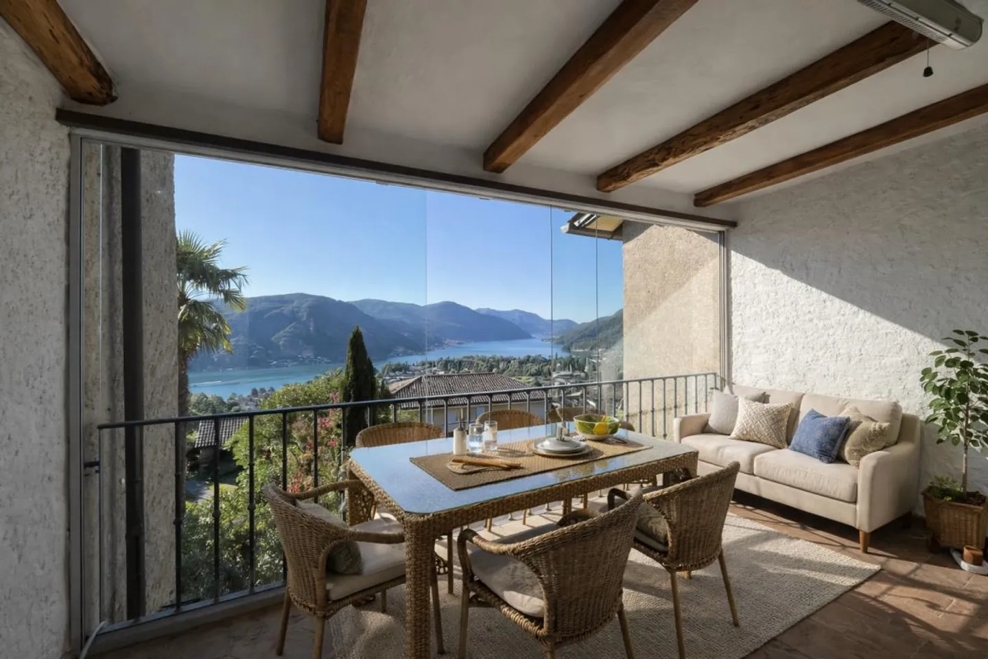 Charmantes Haus mit atemberaubendem Seeblick - Foto 7 von 7