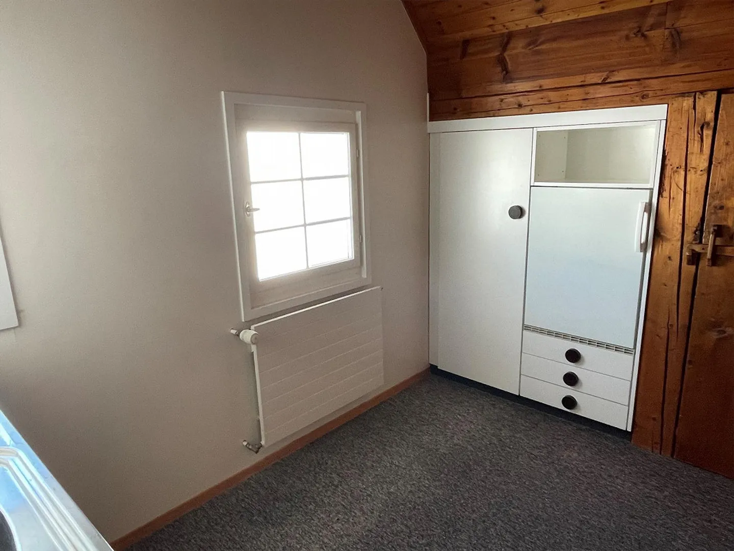 Appartement sous les combles de 2,5 pièces - Photo 7 sur 8