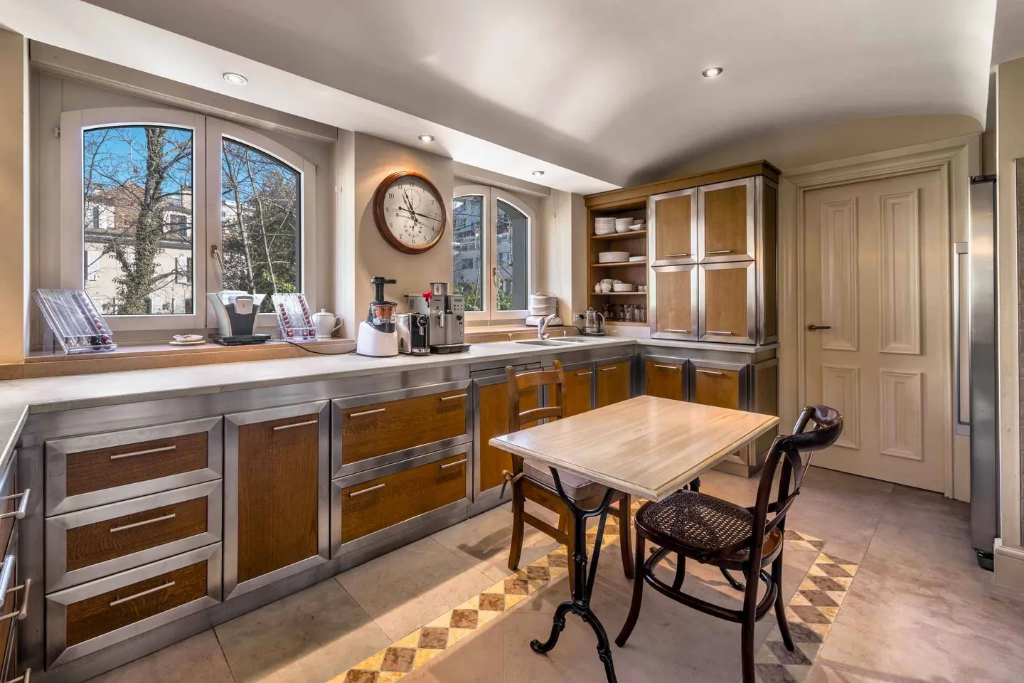 Appartamento in vendita - Foto 3 di 11