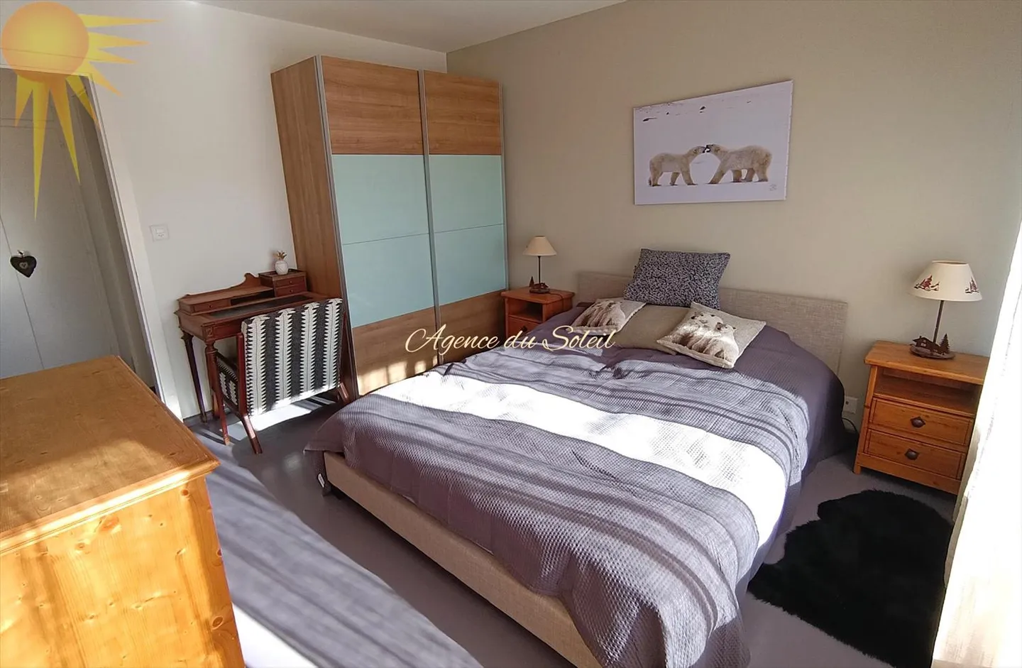 For rent year-round or for the winter season, this adorable 2.5 room apartment in the heart of the - Photo 9 of 12