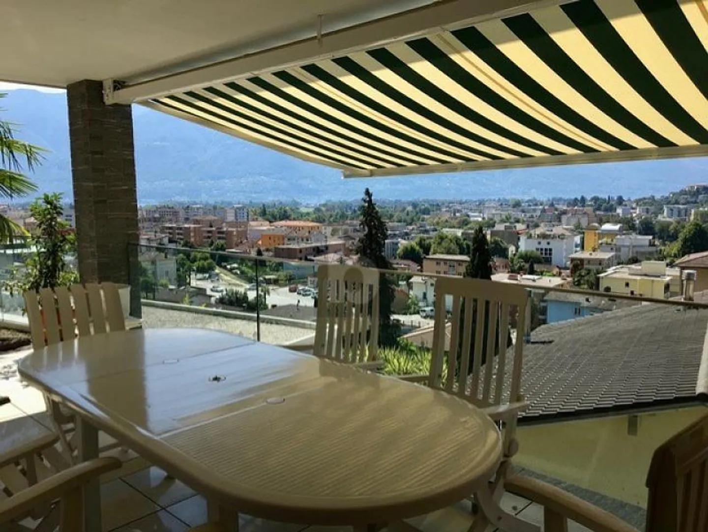 Appartement Charmant avec Jardin - Photo 2 sur 6