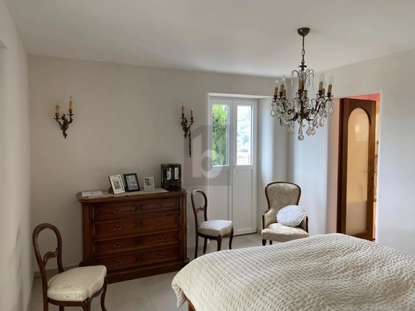 Appartement Charmant avec Jardin - Photo 5 sur 6