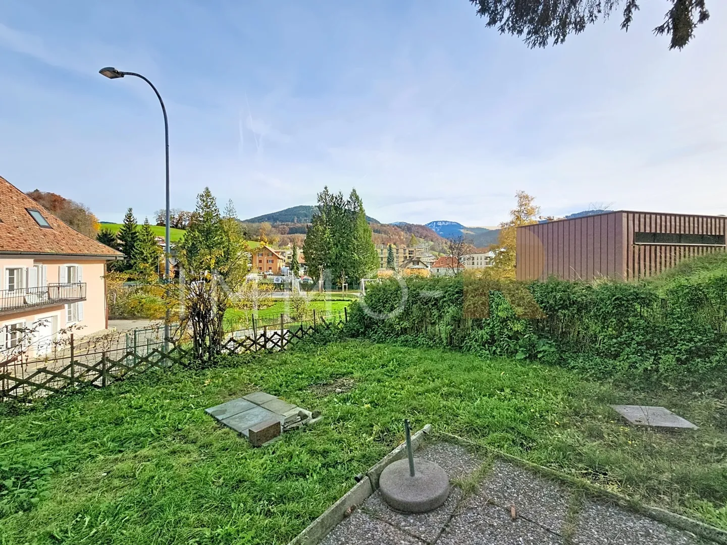 Maison de ville avec potentiel – Centre de Châtel-St-Denis - Photo 2 sur 5