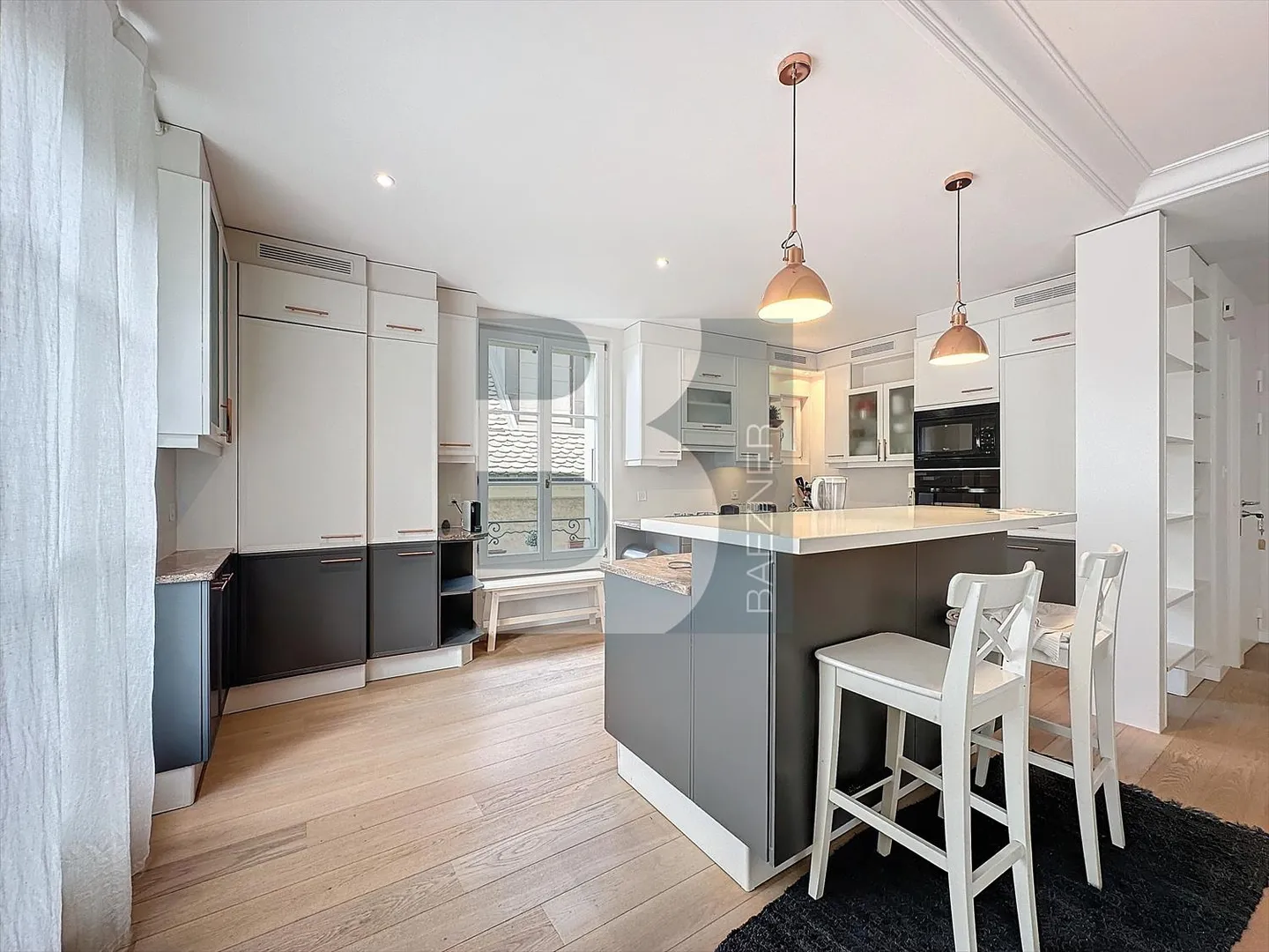 Appartamento arredato con 4 stanze - Foto 4 di 8