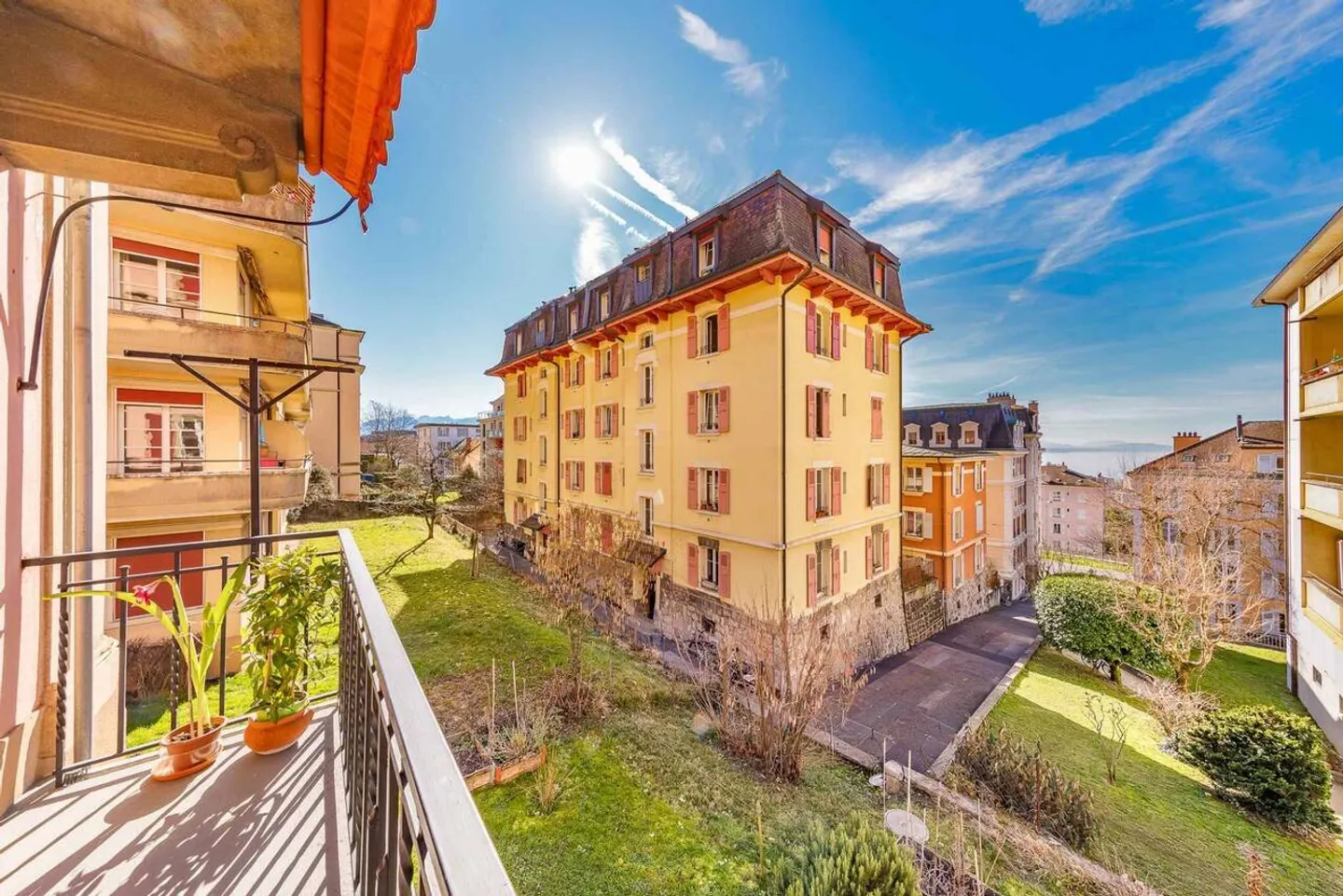 Appartamento luminoso 3.5 locali con balcone esposto a sud - Zona residenziale - Foto 1 di 11