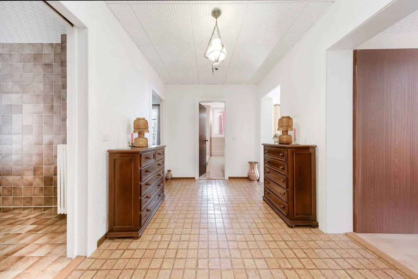 Appartamento luminoso 3.5 locali con balcone esposto a sud - Zona residenziale - Foto 6 di 11