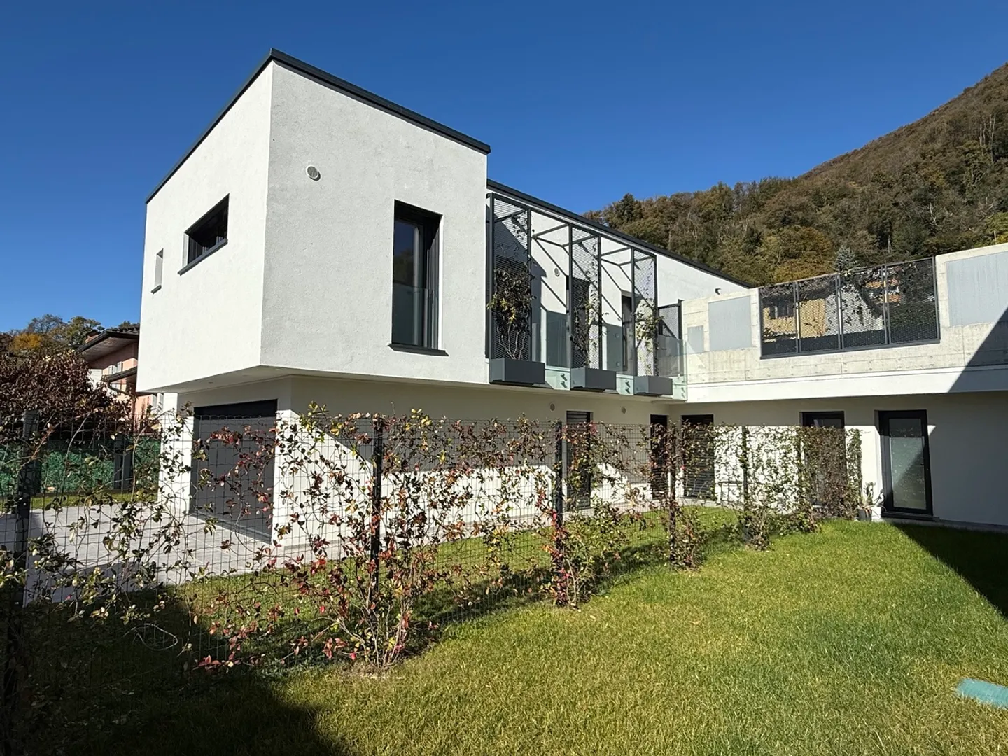 NEUE WOHNUNG IN EINEM ZWEIFAMILIENHAUS - VILLA 2 - Foto 1 von 11