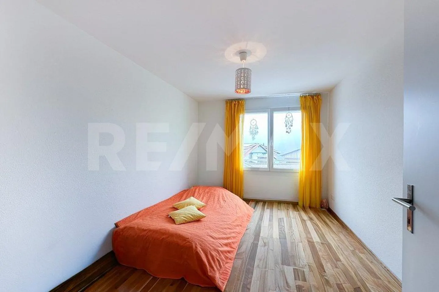 Modernes Apartment mit atemberaubender Aussicht - Foto 9 von 13