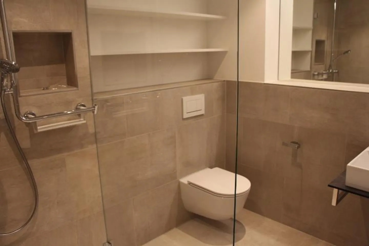 2.5 Room Senior Apartment for Rent - Photo 4 of 14