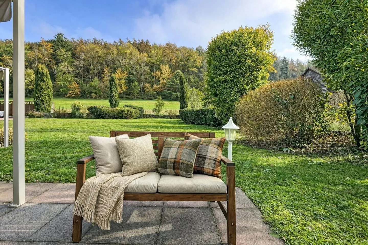 Charmante Villa mit Pool - Foto 4 von 12