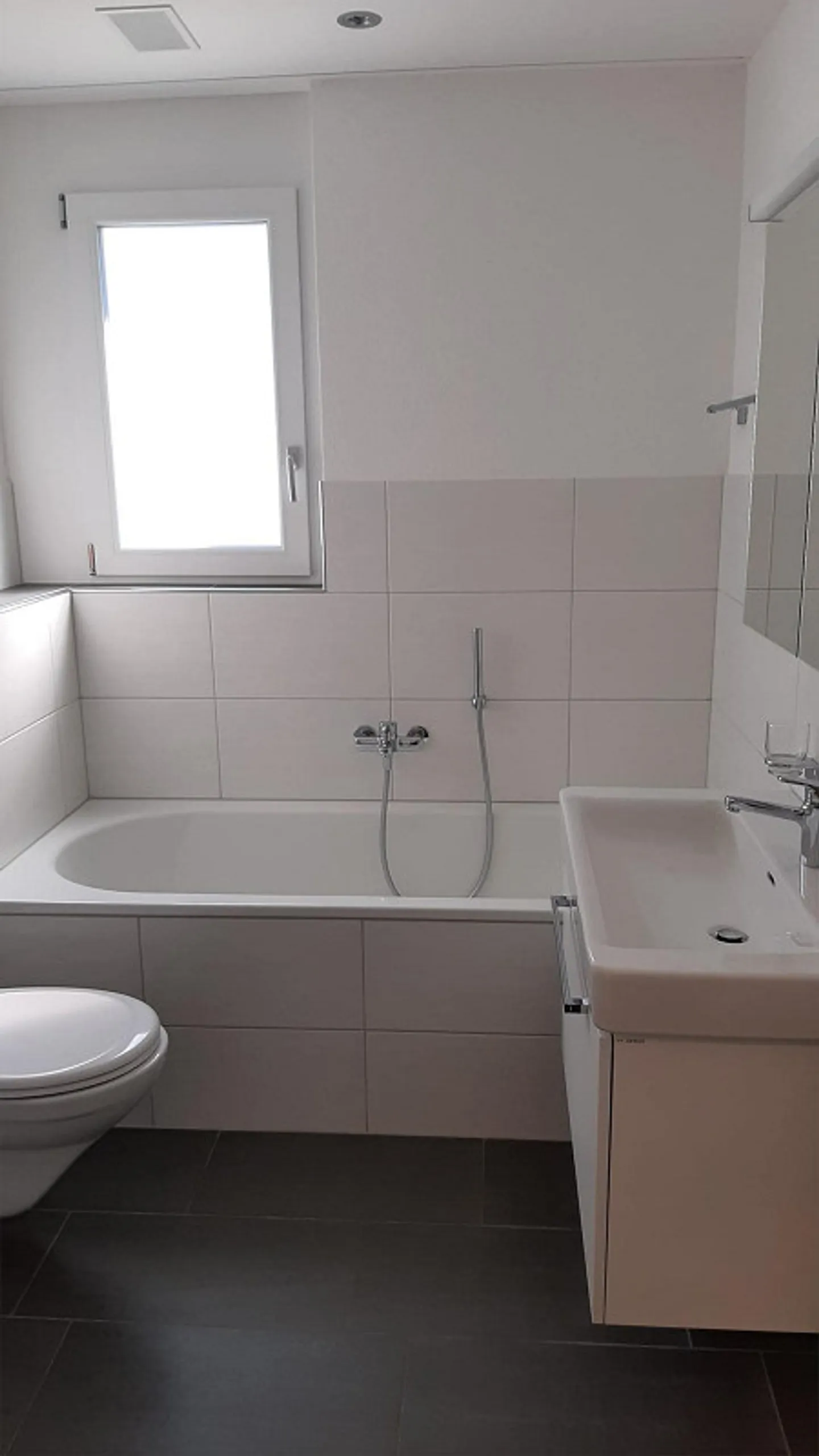 Moderne 4.5-Zimmerwohnung - Foto 6 von 9
